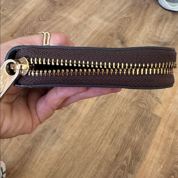 Louis Vuitton Authentic  zippy wallet Damier Ebene - Picture 2 of 15